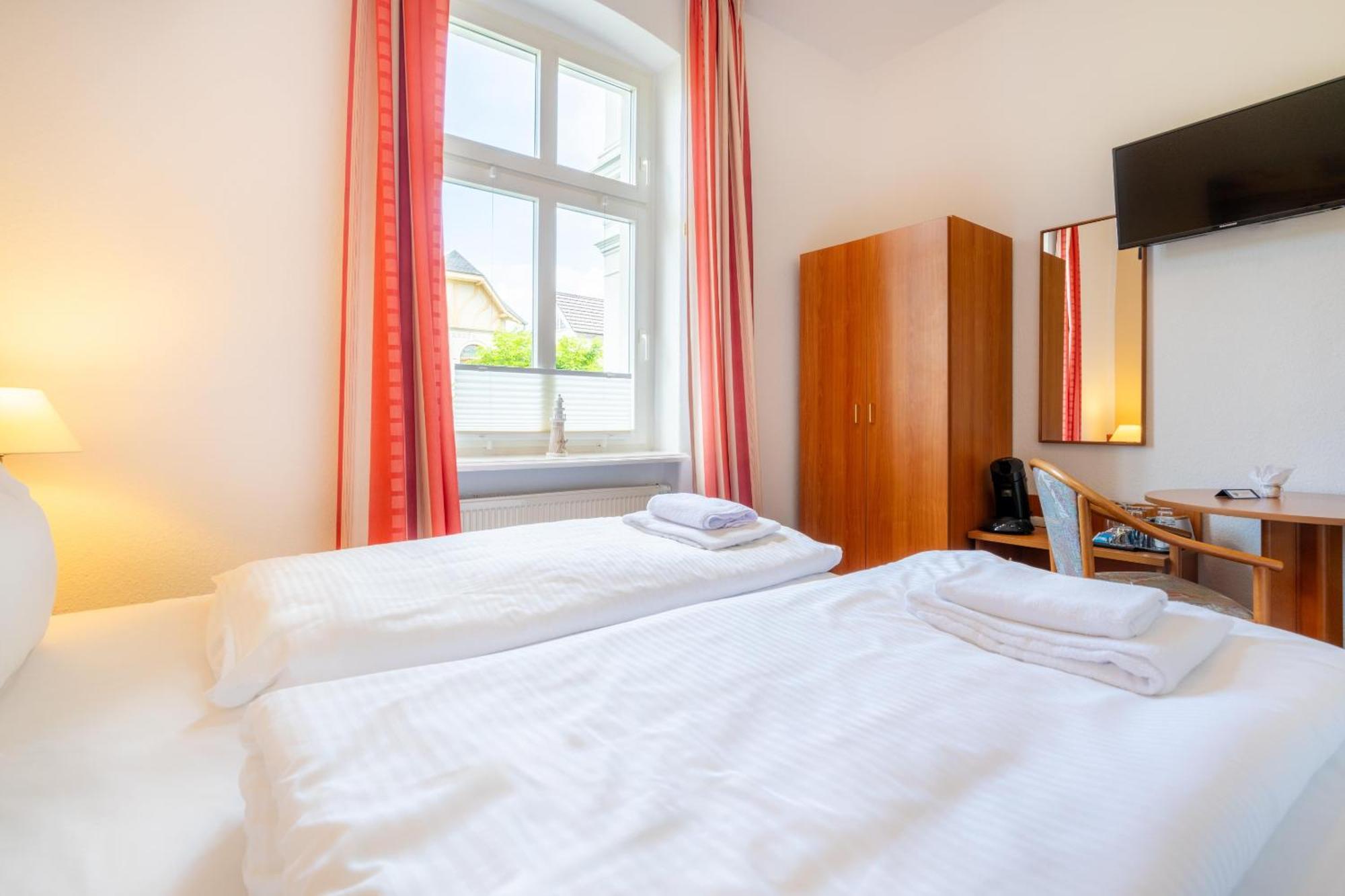 Pension Wald Und See Heringsdorf  Ngoại thất bức ảnh